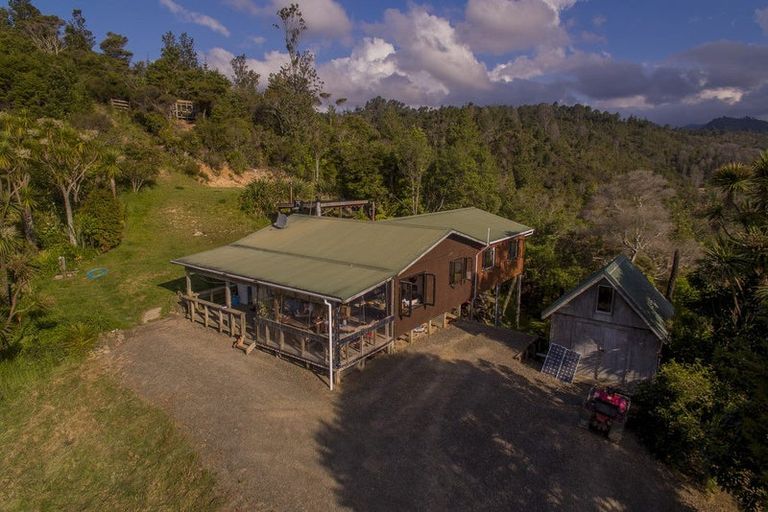 Photo of property in 595 Rangihau Road, Coroglen, Whitianga, 3591