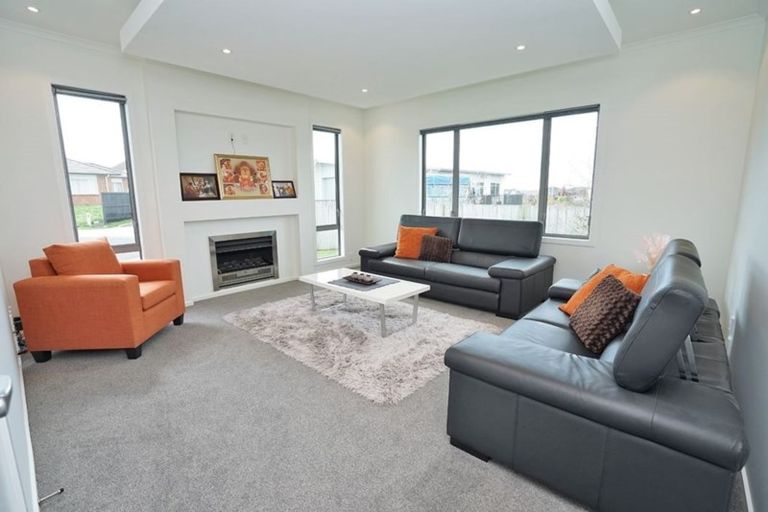 Photo of property in 14 Platina Place, Flagstaff, Hamilton, 3210