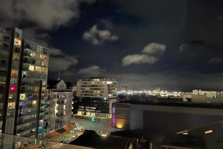 Photo of property in Bellagio Apartments, 8c/39 Taranaki Street, Te Aro, Wellington, 6011