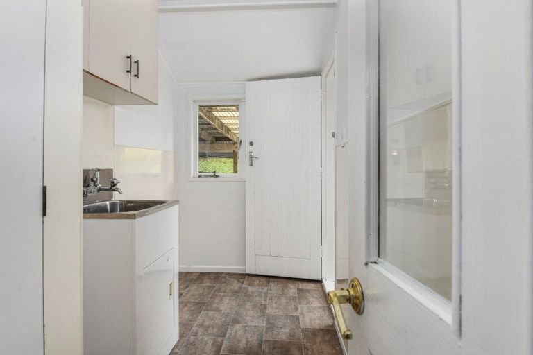 Photo of property in 86 Turner Drive, Western Heights, Rotorua, 3015