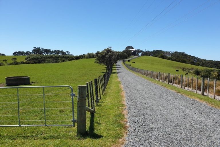 Photo of property in 100 Omaha Block Access Road, Leigh, 0985