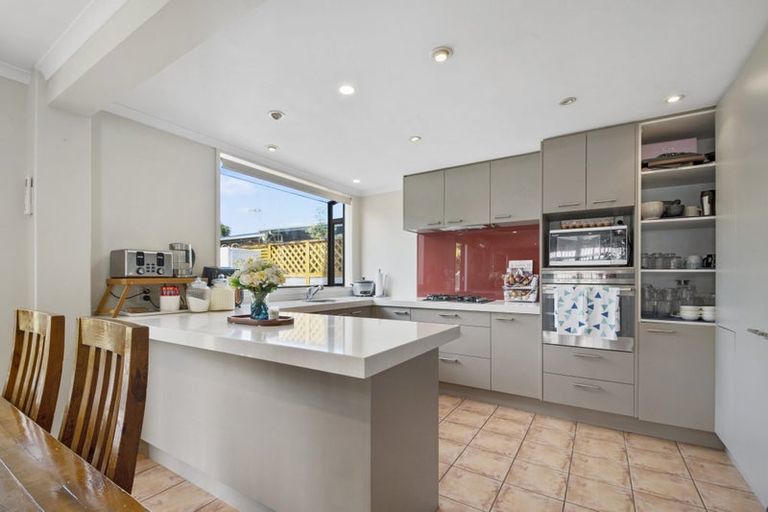 Photo of property in 34 Matua Road, Huapai, Kumeu, 0810