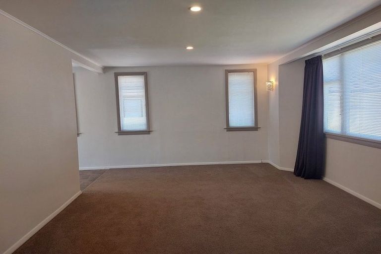 Photo of property in 374 High Street South, Carterton, 5713