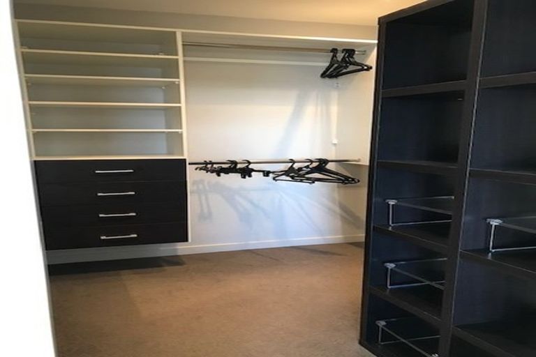 Photo of property in 87 Knights Road, Rothesay Bay, Auckland, 0630