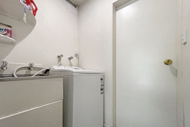 Photo of property in 54 Cunliffe Street, Churton Park, Wellington, 6037