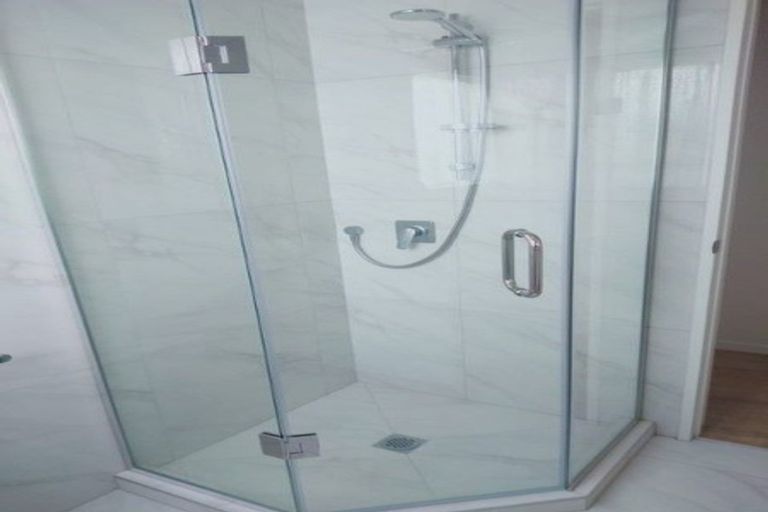 Photo of property in 104 Mcquoids Road, Flat Bush, Auckland, 2019