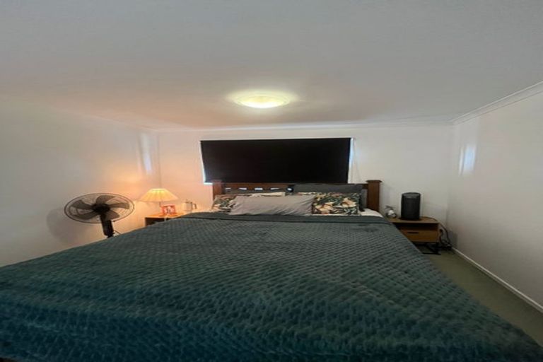 Photo of property in 6 Hume Drive, Hillcrest, Auckland, 0627