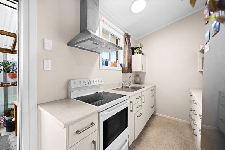 Photo of property in 10 Hibiscus Avenue, Hamilton Lake, Hamilton, 3204