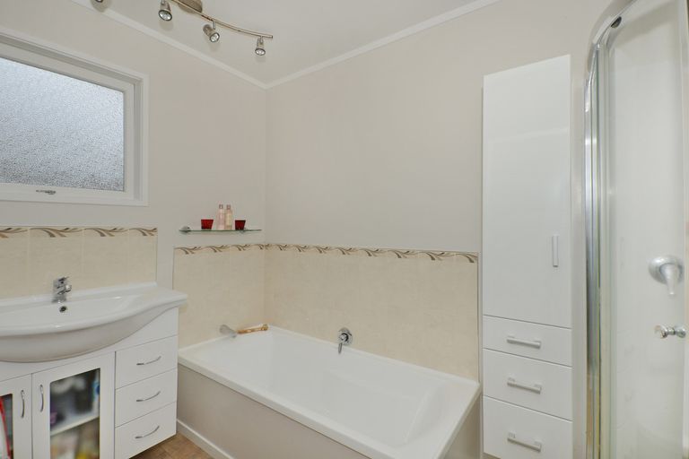 Photo of property in 15 Tanekaha Drive, Parahaki, Whangarei, 0112