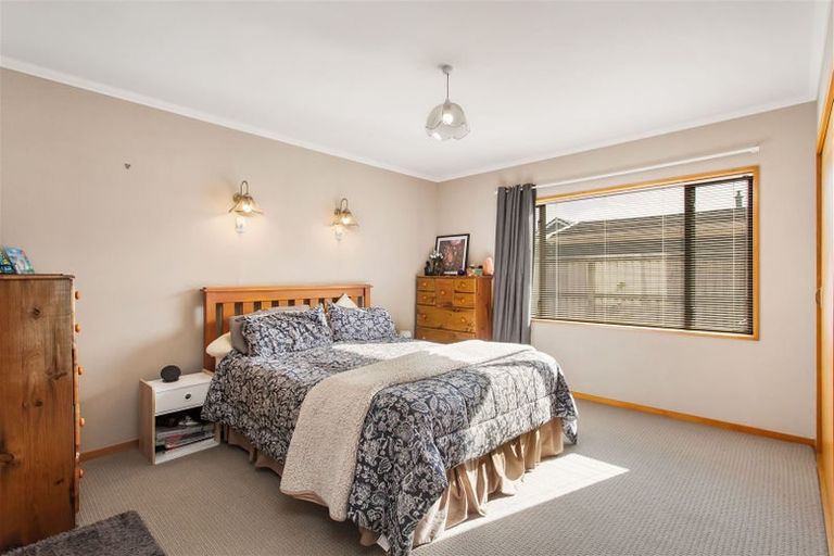 Photo of property in 8 Grants Road, Papanui, Christchurch, 8053