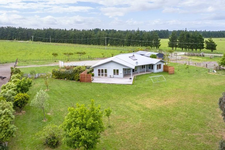 Photo of property in 17 Algies Road, Tauwharenikau, Featherston, 5773