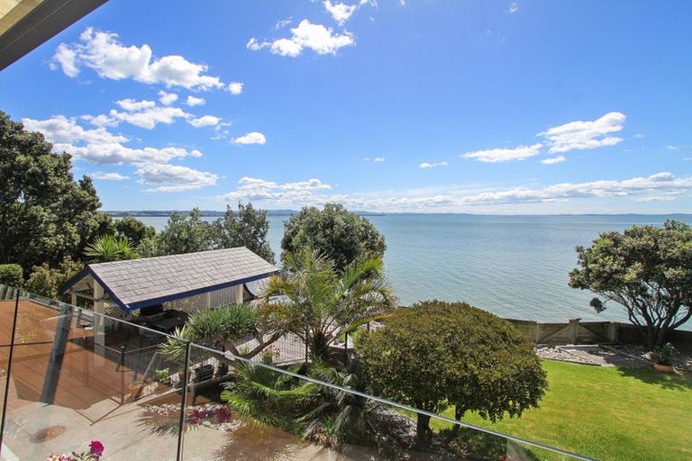 Photo of property in 26 Crispe Road, Clarks Beach, 2122