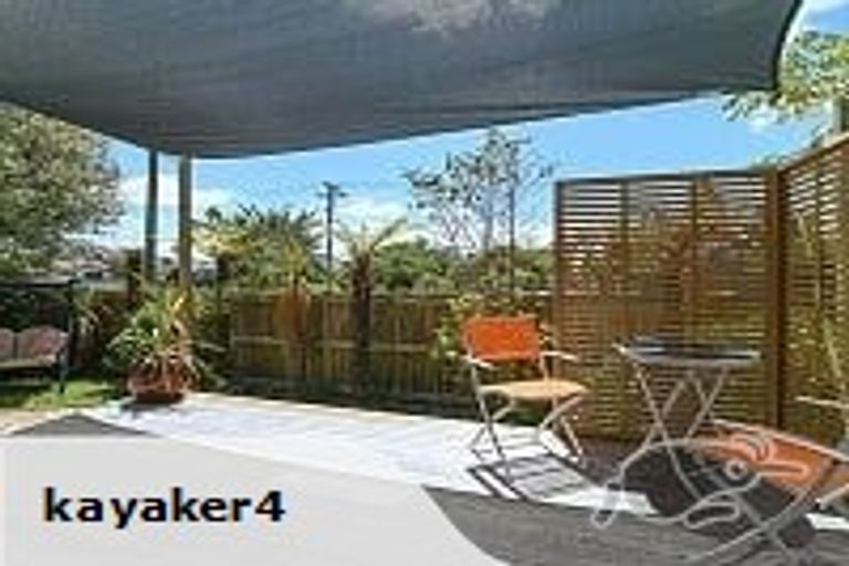 Photo of property in 26 Willow Avenue, Hannahs Bay, Rotorua, 3010