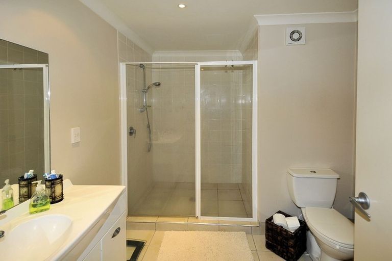 Photo of property in 5/8 Monte Cassino Place, Birkdale, Auckland, 0626