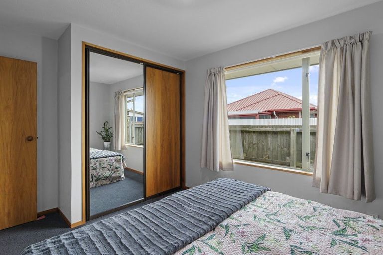 Photo of property in 1/15 Showgate Avenue, Sockburn, Christchurch, 8042