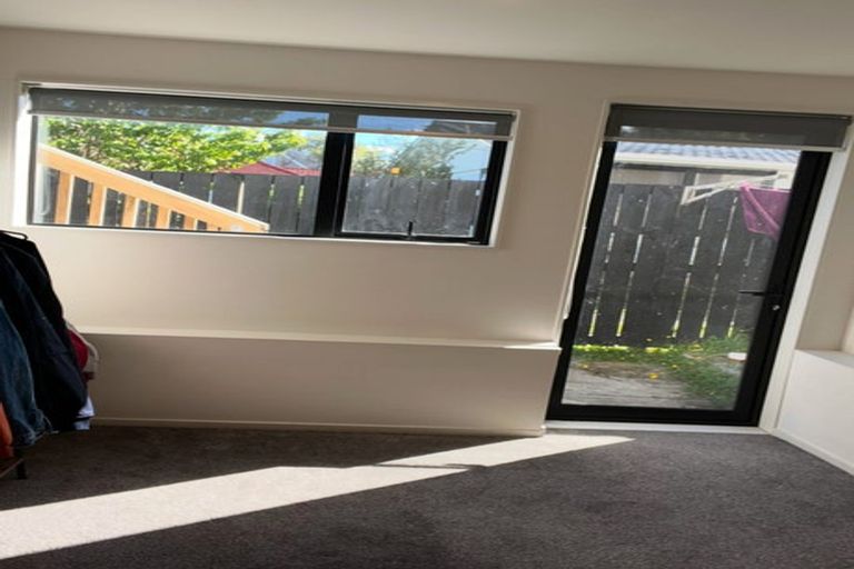 Photo of property in 8a Palmer Avenue, Glen Eden, Auckland, 0602