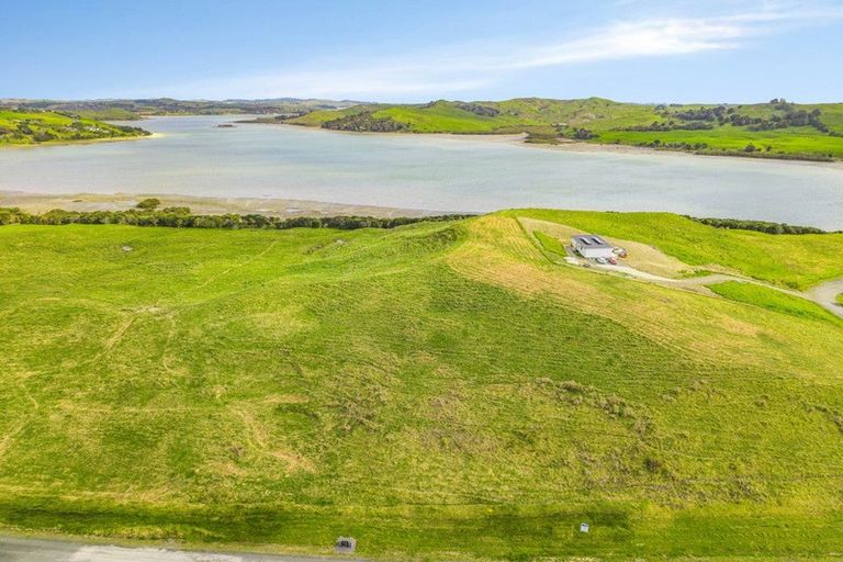 Photo of property in 73 Hinamoki Drive, Kaiwaka, 0573