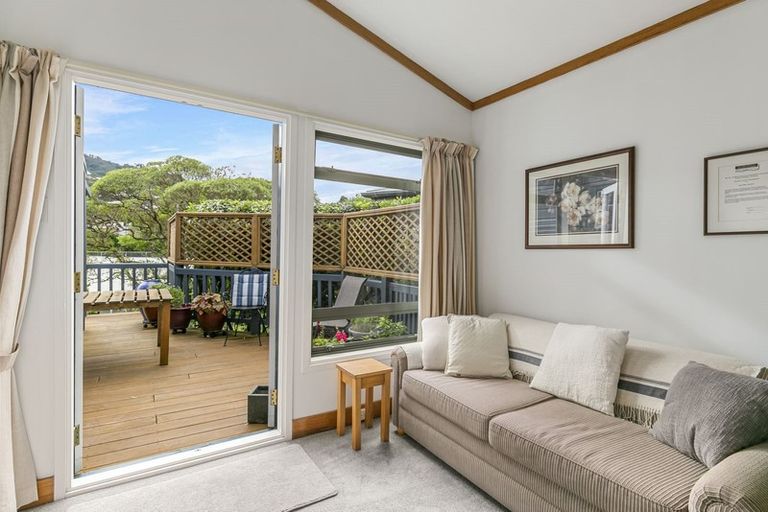 Photo of property in 9 Waikowhai Street, Ngaio, Wellington, 6035