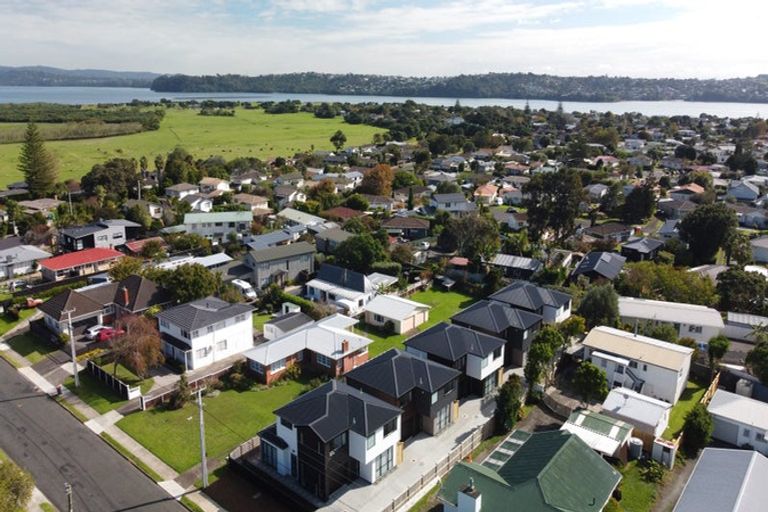 Photo of property in 7d Wellesley Road, Mangere Bridge, Auckland, 2022