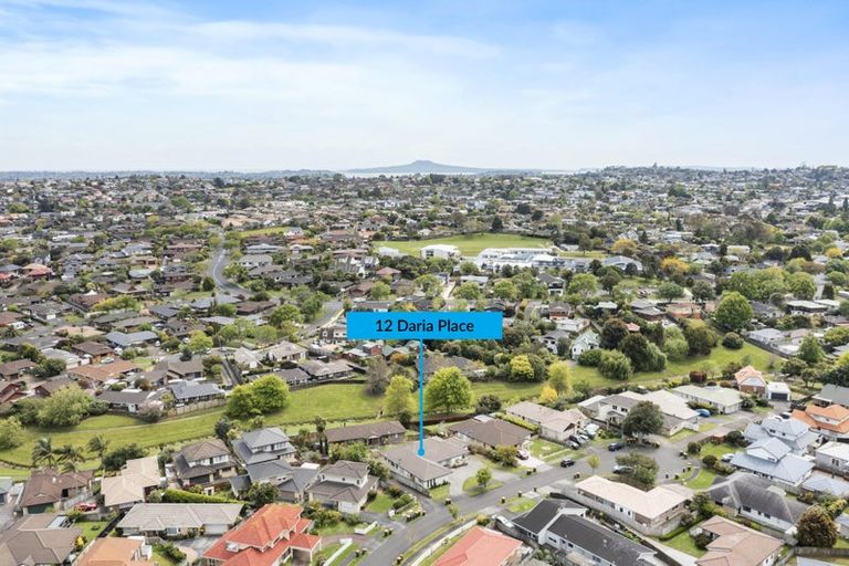 Photo of property in 12 Daria Place, Northpark, Auckland, 2013