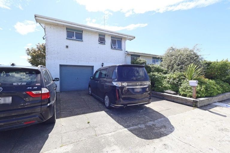Photo of property in 10 Falcon Street, Newfield, Invercargill, 9812