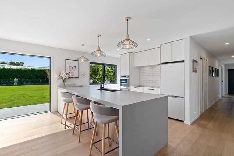 Photo of property in 26 Pisa Moorings Road, Mount Pisa, Cromwell, 9383