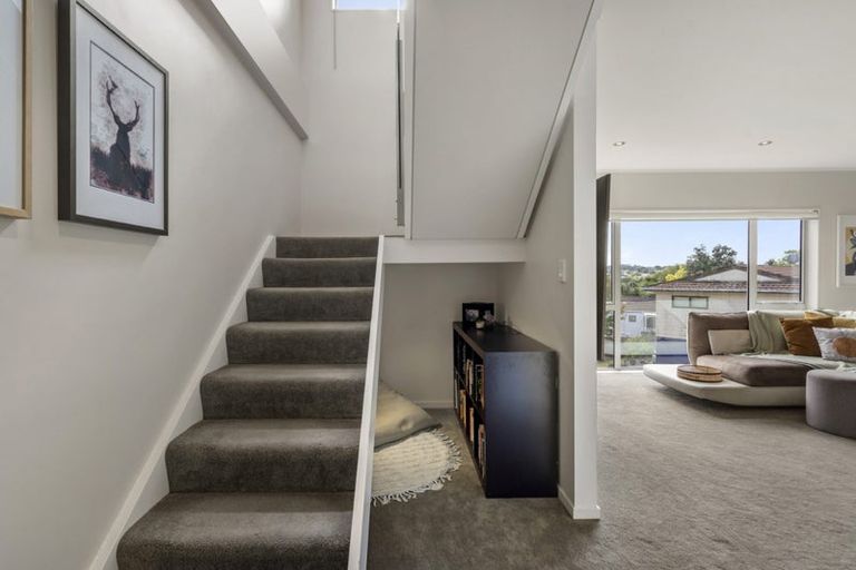 Photo of property in 141a Arran Road, Browns Bay, Auckland, 0630