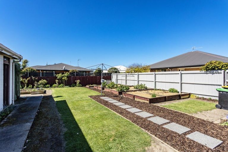 Photo of property in 22 Good Street, Rangiora, 7400