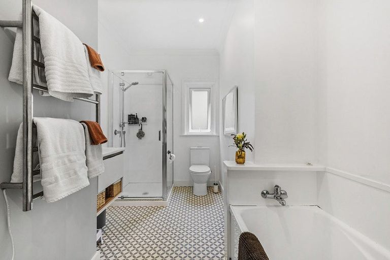 Photo of property in 3/27 Whaui Street, Vogeltown, Wellington, 6021