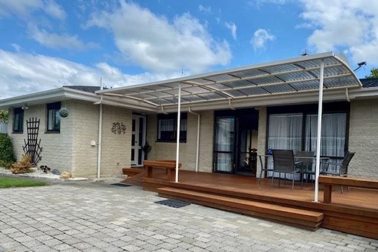 Photo of property in 165 Tait Drive, Greenmeadows, Napier, 4112