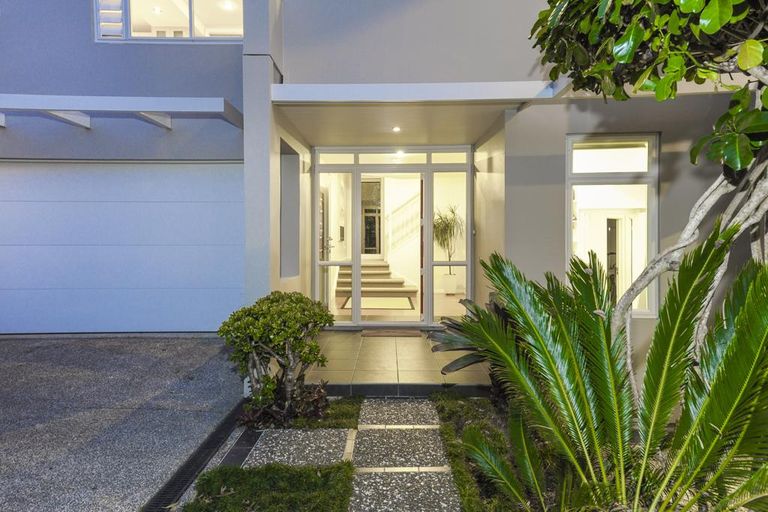 Photo of property in 285a Titirangi Road, Titirangi, Auckland, 0604