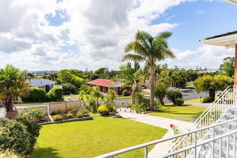 Photo of property in 16 Cobham Avenue, Dargaville, 0310