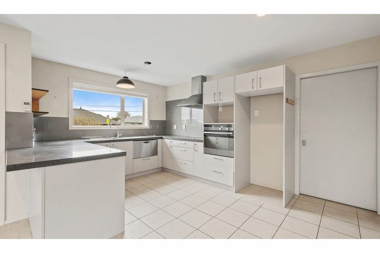 Photo of property in 29 Saltaire Street, North New Brighton, Christchurch, 8083
