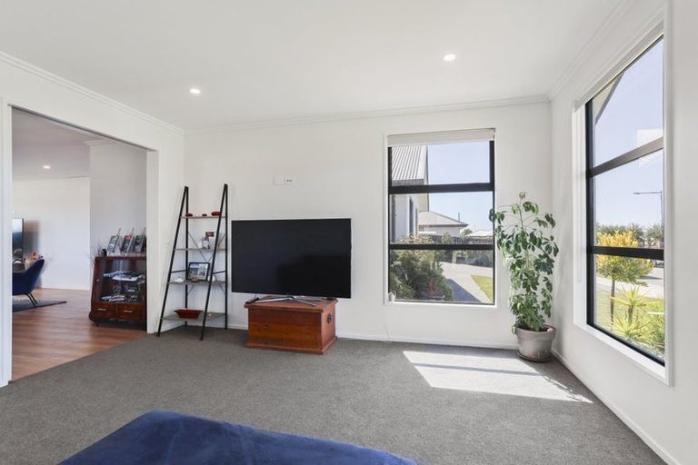 Photo of property in 50 Elm Drive, Rangiora, 7400