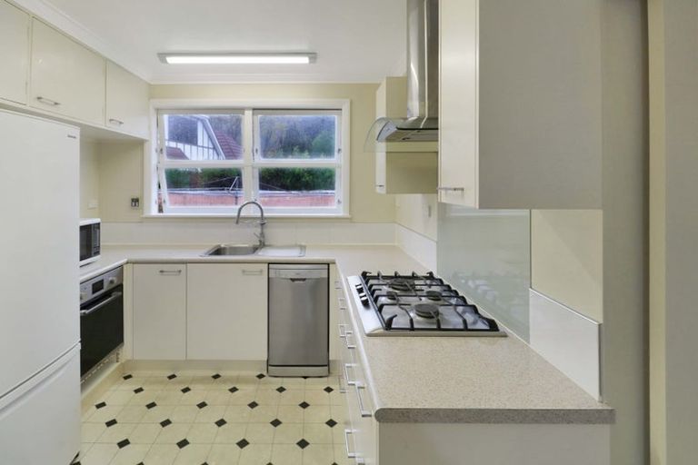 Photo of property in 206a Waiwhetu Road, Waterloo, Lower Hutt, 5011