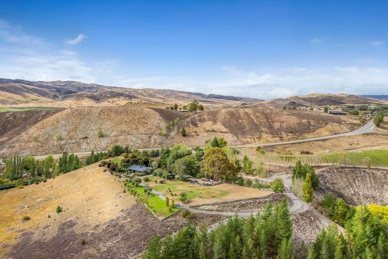 Photo of property in 380 Bannockburn Road, Bannockburn, Cromwell, 9384