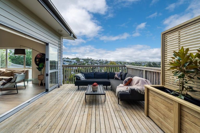 Photo of property in 141a Arran Road, Browns Bay, Auckland, 0630