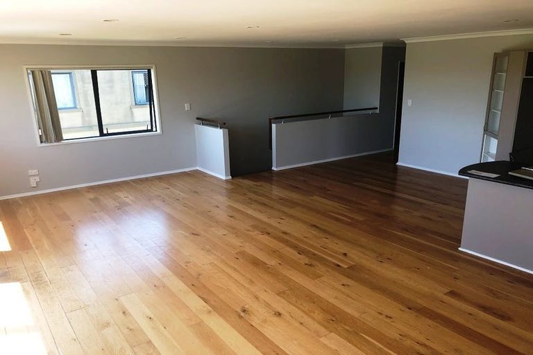 Photo of property in 9 Pooks Road, Ranui, Auckland, 0612