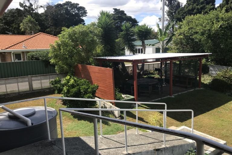 Photo of property in 15a Butterworth Avenue, Opaheke, Papakura, 2113