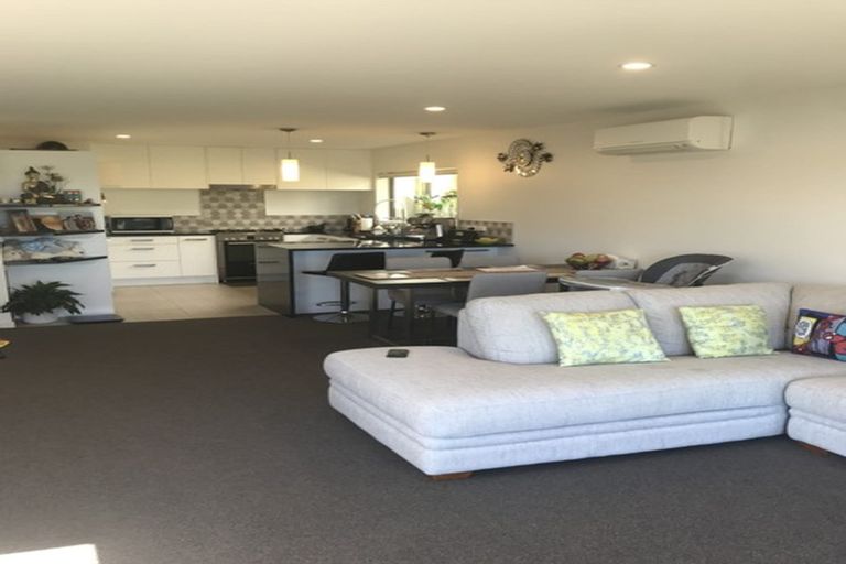 Photo of property in 150 Eskdale Road, Papakowhai, Porirua, 5024