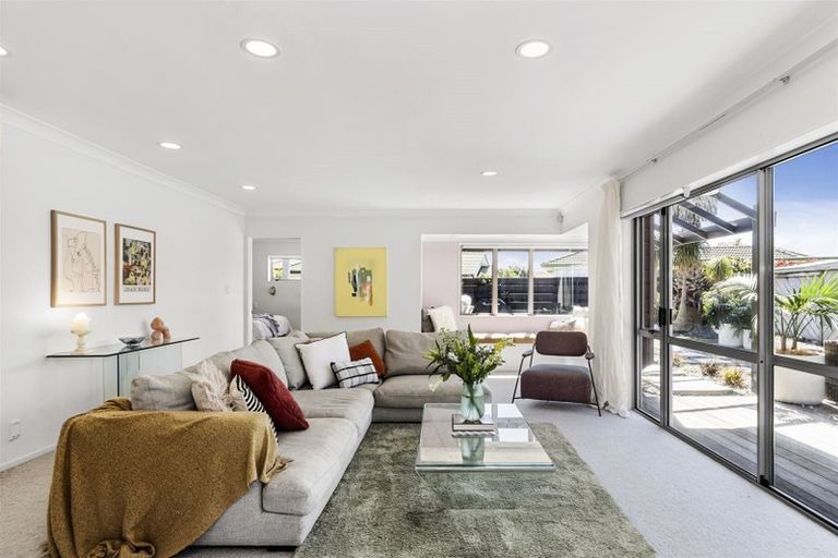 Photo of property in 34 Lotus Avenue, Mount Maunganui, 3116