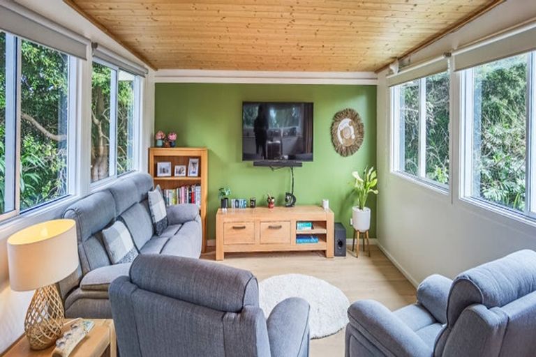 Photo of property in 17 Edmonds Road, Kerikeri, 0293