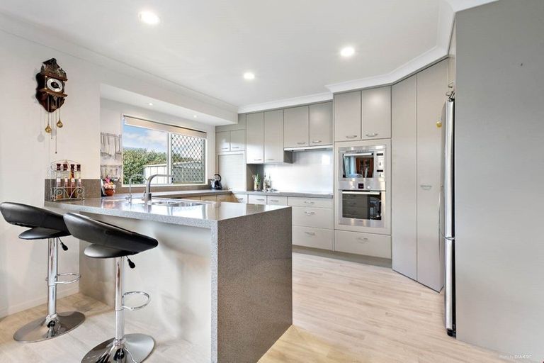 Photo of property in 65 Tapu Road, Huapai, Kumeu, 0810