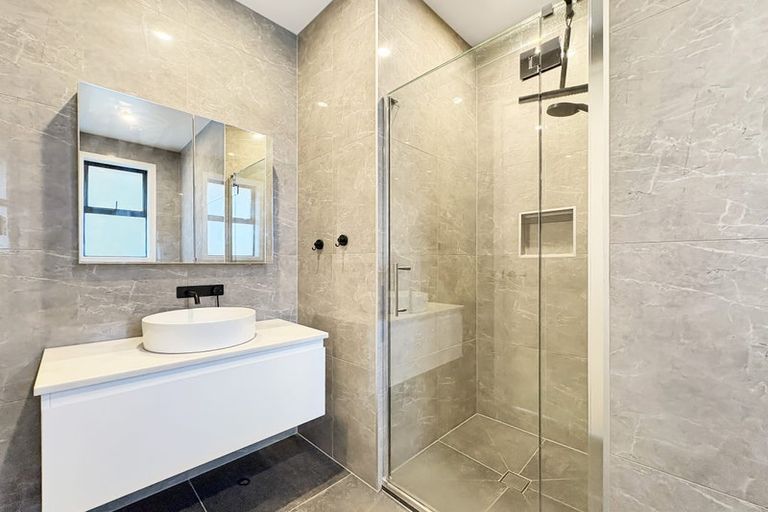 Photo of property in 16 Kelly Road, Riverhead, 0820