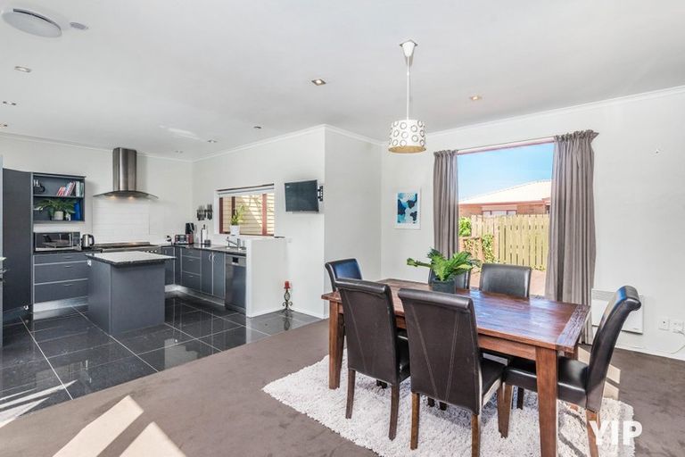 Photo of property in 1 Comber Place, Johnsonville, Wellington, 6037