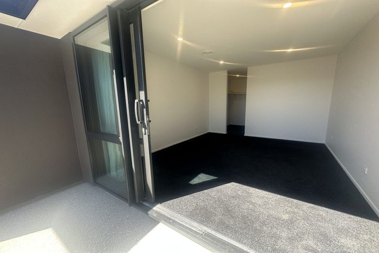 Photo of property in 77 Drysdale Road, Jacks Point, 9371