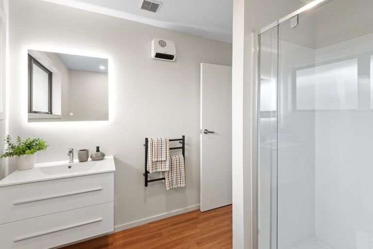 Photo of property in 1/30 Garvins Road, Hornby, Christchurch, 8042