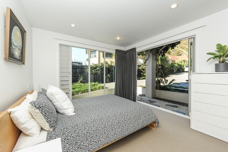Photo of property in 285a Titirangi Road, Titirangi, Auckland, 0604