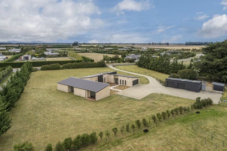 Photo of property in 66 Windsor Drive, Kirwee, Darfield, 7571