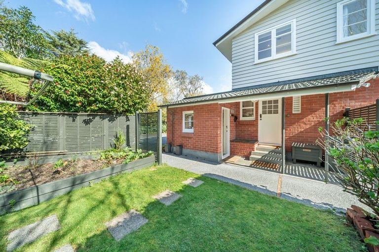 Photo of property in 297 Fergusson Drive, Heretaunga, Upper Hutt, 5018